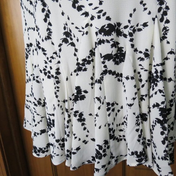 Talbots Sleeveless Black Off White Dress Godets Sheath - Picture 5 of 9